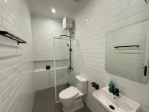 Villa Montana House by SAKALAVASA