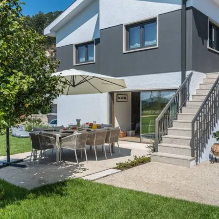 Casa Pelourinho de Louredo with Pool