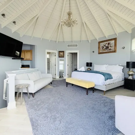 La Jolla Oceanfront Suite 2