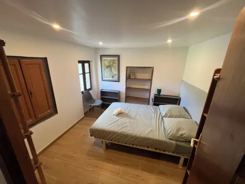 Large Villa sleeps 14 in the Corsican maquis on the riverbank - 8mn from Corte