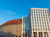Leonardo Royal Hotel Nürnberg Hotels in der Nähe von Brunnen Ehekarussell