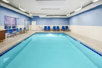 Holiday Inn Express & Suites CHICAGO NORTH SHORE - NILES by IHG - Pools