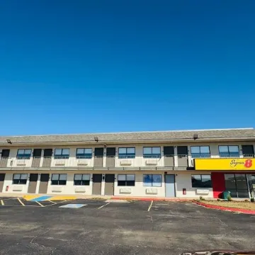 Super 8 by Wyndham Big Spring