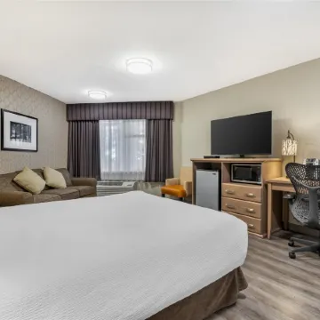 Best Western Plus Country Meadows Inn