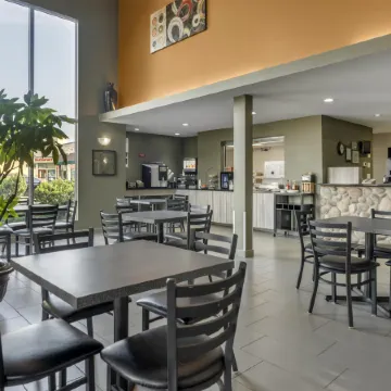 SureStay Plus Hotel by Best Western Lethbridge