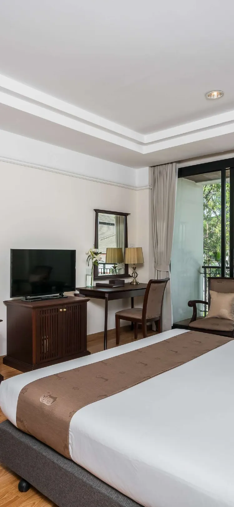 ห้องซูพีเรียร์ 1 เตียงใหญ่ ปลอดบุหรี่ ปรับอากาศ พร้อม Wi-Fi