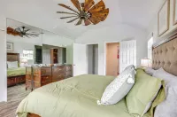 Backyard, Deck & Fire Pit: Conroe Getaway - 3-Star