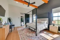 Rural Home w/ Hot Tub < 7 Mi to Winery & Golfing - 3-Star