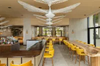 W Punta Cana, Adult All-Inclusive - Baarit