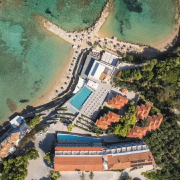 Alexandra Beach Resort & Spa