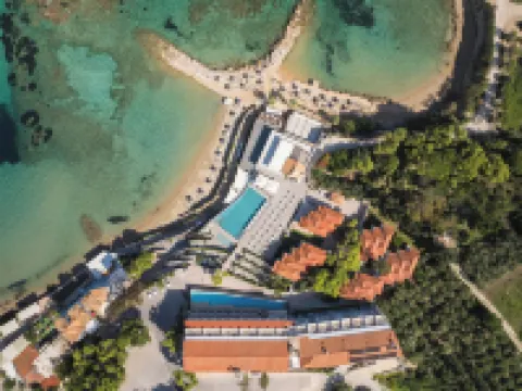 Alexandra Beach Resort & Spa
