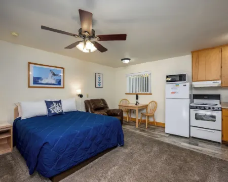 Ocean Suites Motel Hotels in Harbor