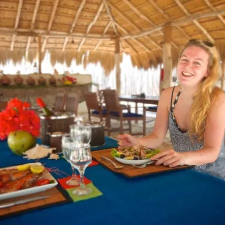 Dolphin Beach Resort - Dolphins, Kitesurfing & Wildlife