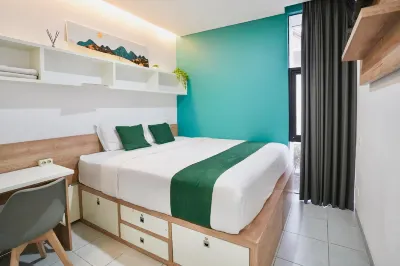 Ofo Kost Premium Kampung Inggris Pare Syariah Mitra RedDoorz Hotels in Tulungrejo