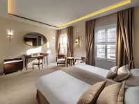 Mamaison le Regina Boutique Hotel Hotels near Bielany