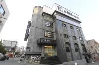 B-Bas in Pyeongri-Dong, Daegu Hoteller i Seo-gu