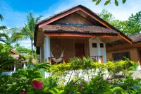 Quo Vadis Dive Resort - Parking