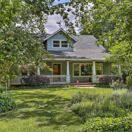 Spacious Downtown Chico Home ~ Half Mile to Csu!