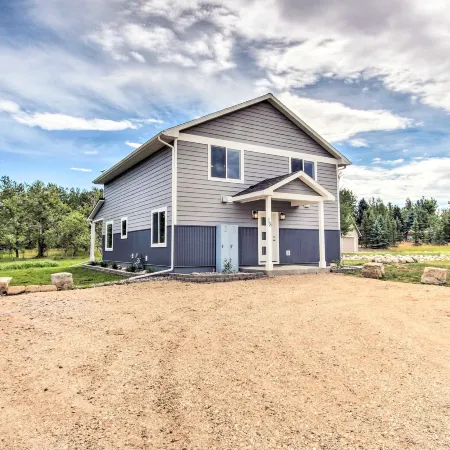 Red Lodge Home w/ Patio ~ 1 Mi from Downtown!