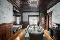 The New Victorian Mansion Bed & Breakfast Hotels in Saint Paul