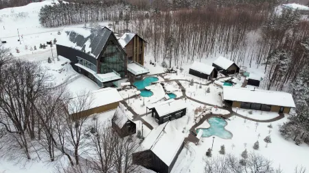 Holiday Inn Express & Suites BARRIE by IHG