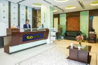 โรงแรมฟาบ์แรอยัล เรสซิเดนซี่ 2 - 3 ดาว