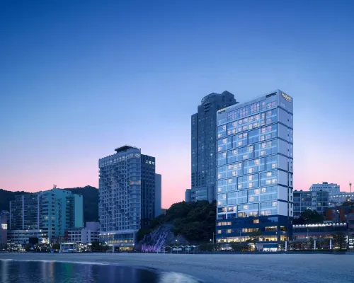 Fairfield by Marriott Busan Songdo Beach Отели рядом с достопримечательностью «Смотровая площадка Сондо»