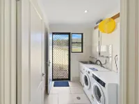 Beachside Retreat With Garage Parking - Lejligheder
