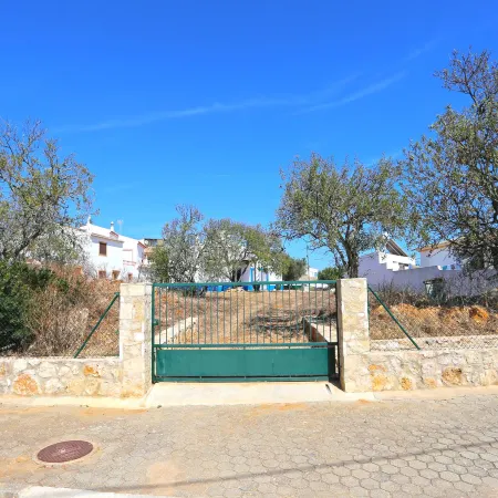 D13 - Eiras Velhas Holiday House in Almádena
