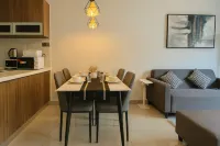 Central Park City Escape 2BR 4Pax w Balcony