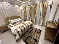 3 Bed House In DHA Phase 9 Town Lahore near Dolman - บังกะโล