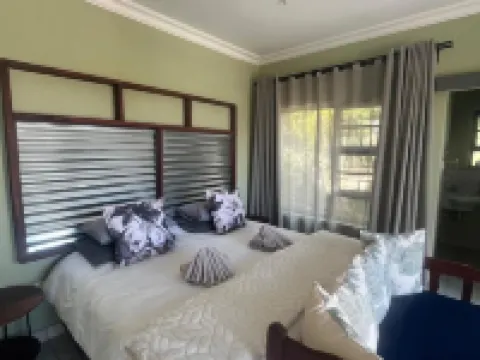 Sasa Safari Camp & Tours Hotéis em Outjo