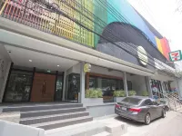 All day hostel @ BTS Bang Chak Hotels near Phra Khanong