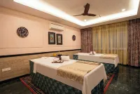 Mayfair Oasis Resort & Convention - Spa