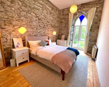 5 Bedroom Holiday Home in Dinas Mawddwy, No Deposit Hotels in Machynlleth