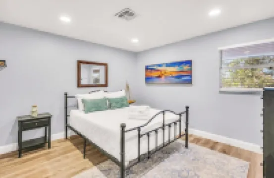 Seahorse Suites #2. Fun,Beach, Games, Memories!