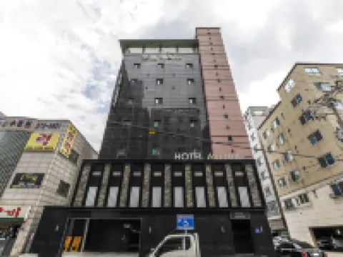Avenue Hotel Hoteles en Osan