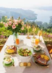 Le Doi Lakeview - breakfast