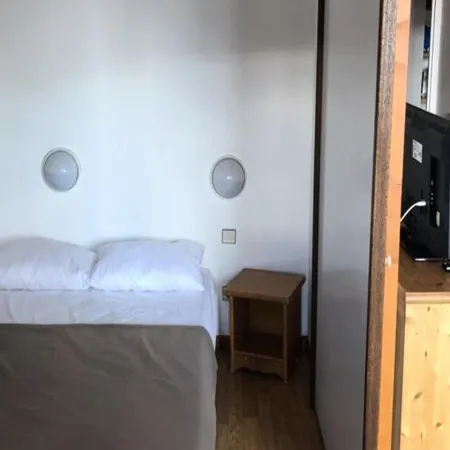 Apartment in Quartier des Bergers by Ski Slopes