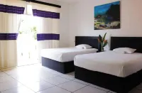 Apartment with Blacony and Sea View - Pensions