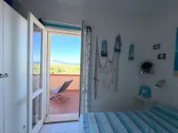 Charming sea-view apartment with pool