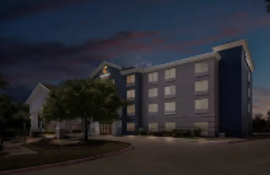 Comfort Suites Austin Airport Hotels in Austin