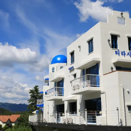 Damyang Tirasia Pension