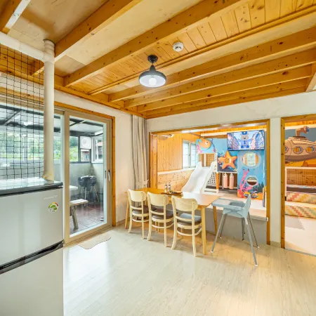 Cheongdo Elago Kids Pool Villa