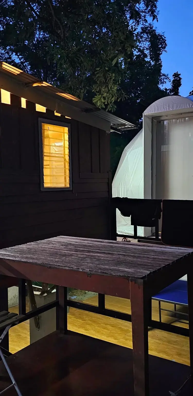 รูปภาพของDome & Treehouses for family 2 adults & 2 kids