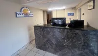 Skylite Inn