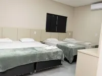 LAGOS HOTEL Hotéis em Iporá
