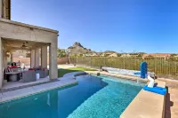 บ้านแนวโมเดิร์นที่ Tucson พร้อมระเบียง + สระว่ายน้ำน้ำเกลือ! - 3 ดาว