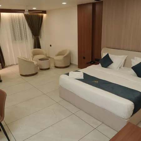 Empire Suites