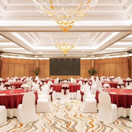 Sheraton Jumeirah Beach Resort Отели рядом с достопримечательностью «Пляж JBR»